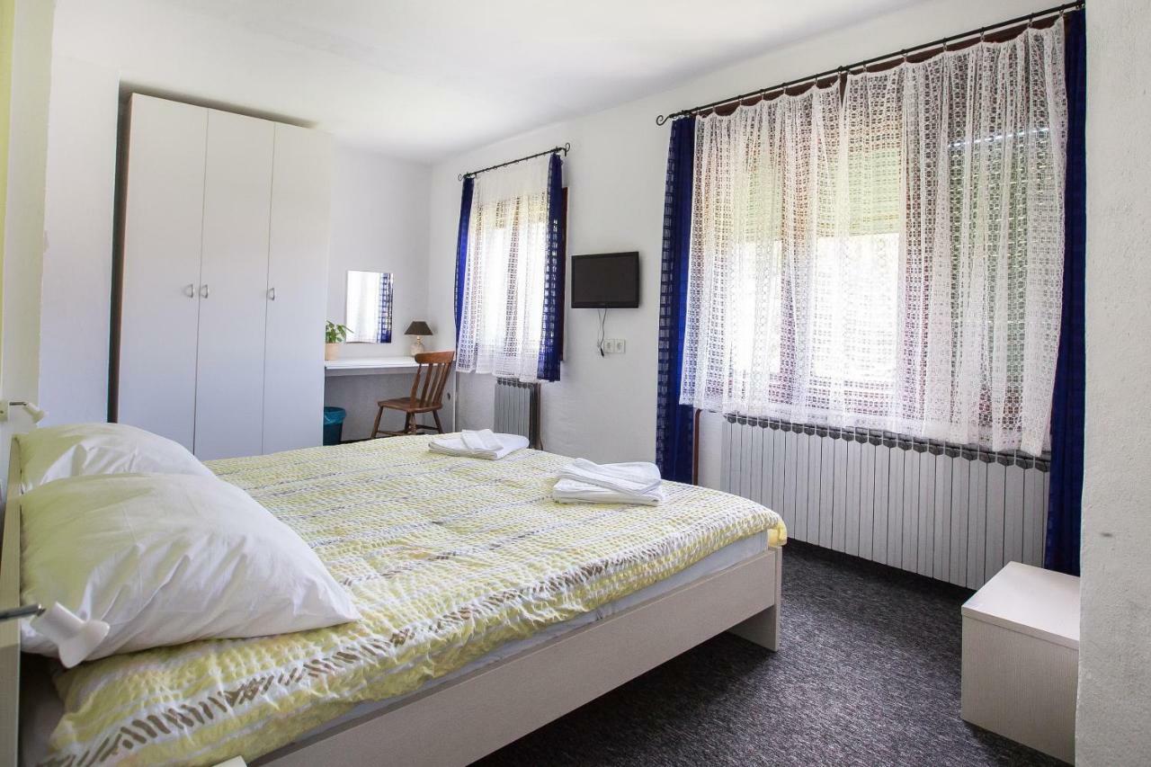 Asgard Guesthouse 조시프돌 외부 사진